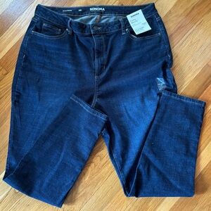 🌼 Curvy Skinny Jeans 🌼